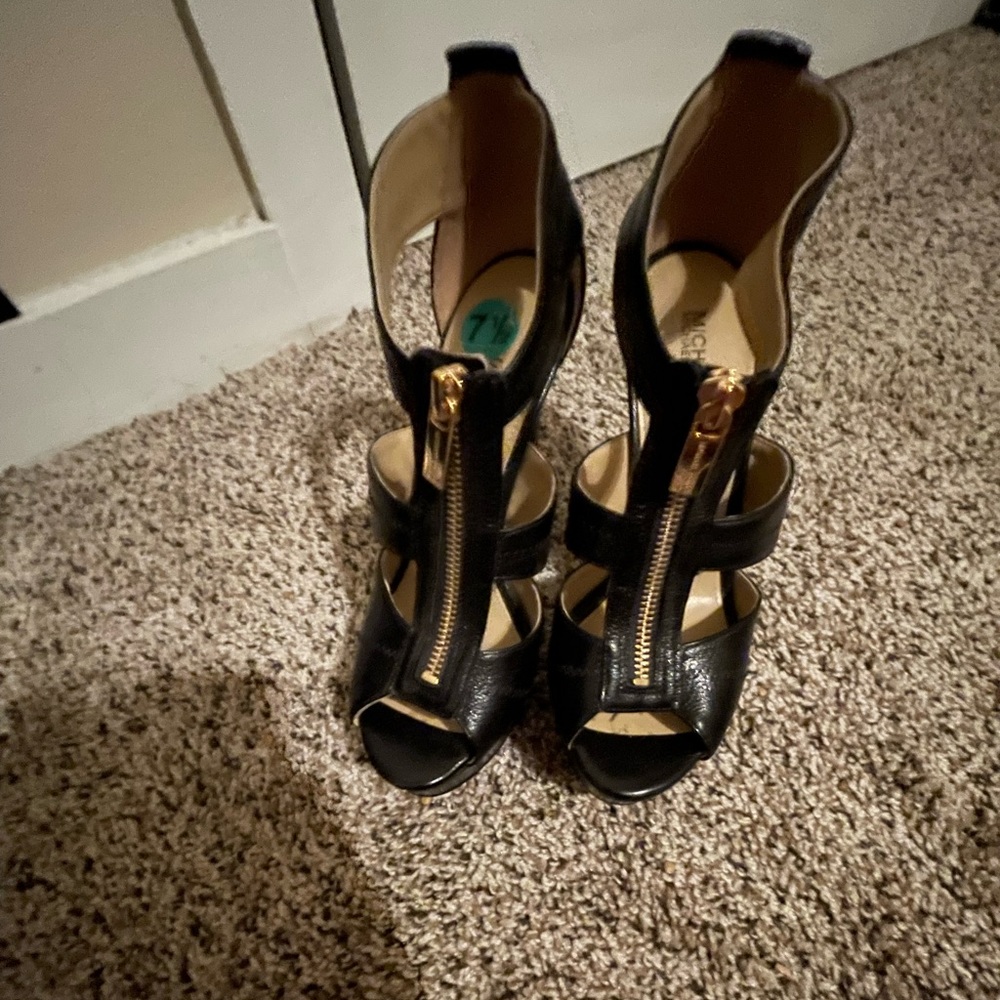 Michael Koran heels size 7 and a half